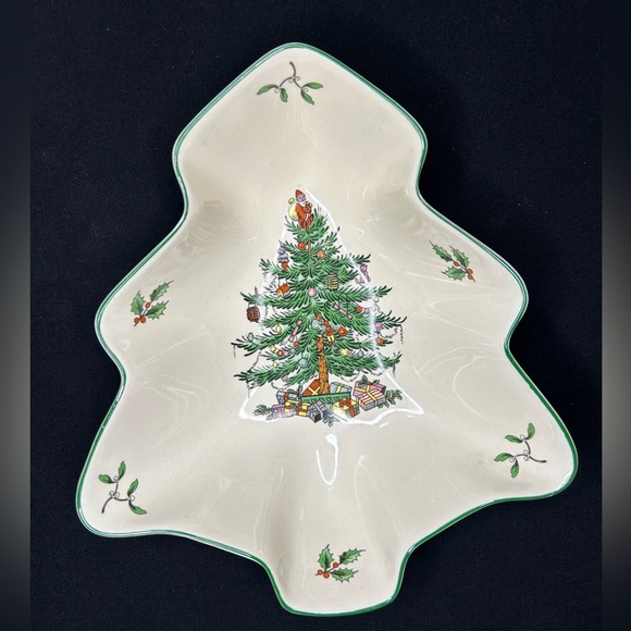 2 Spode Christmas Tree-shaped candy/nut dishes  with green trim New w/o box - Picture 2 of 11